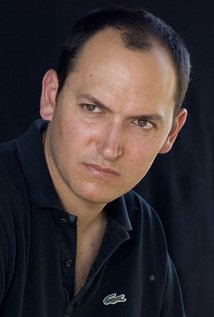 Louis Leterrier. Director of Now You See Me