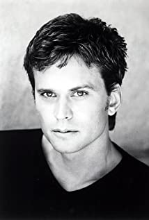 Shawn David Thompson. Director of Four Dogs Playing Poker [Audio:Rus]