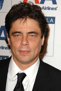 Benicio Del Toro. Director of 7 días en La Habana [Audio: Spanish; Castilian]