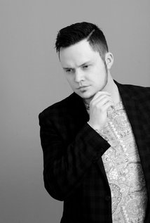 Titus Paar. Director of The Perfect Weapon (2016)