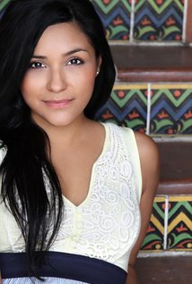 Lorena Flores