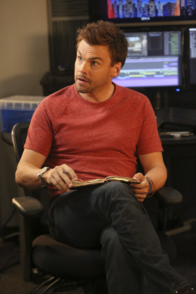 Tommy Dewey