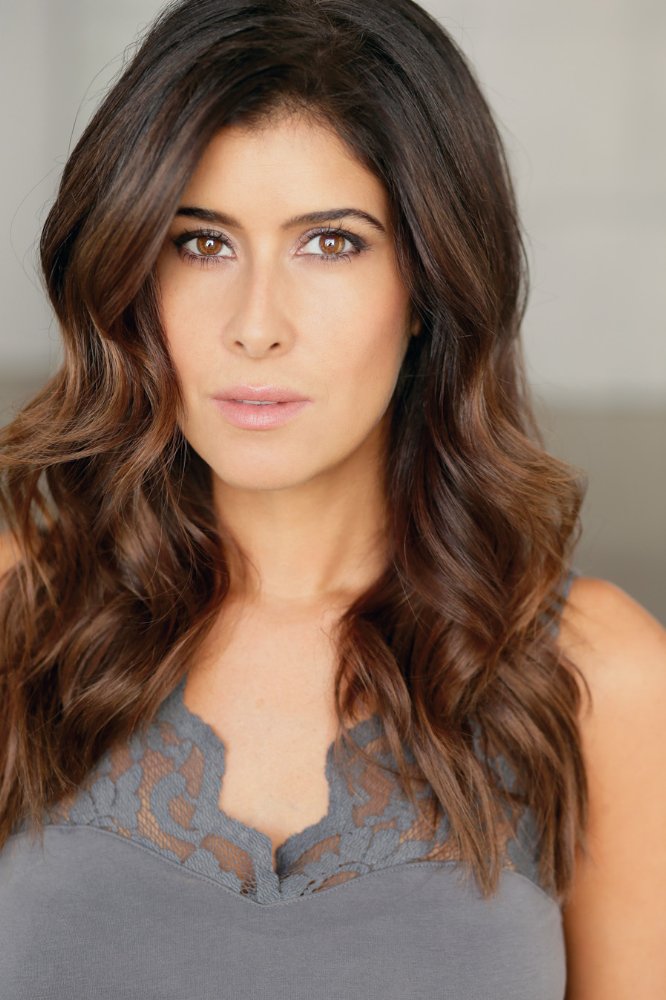 Krizia Bajos
