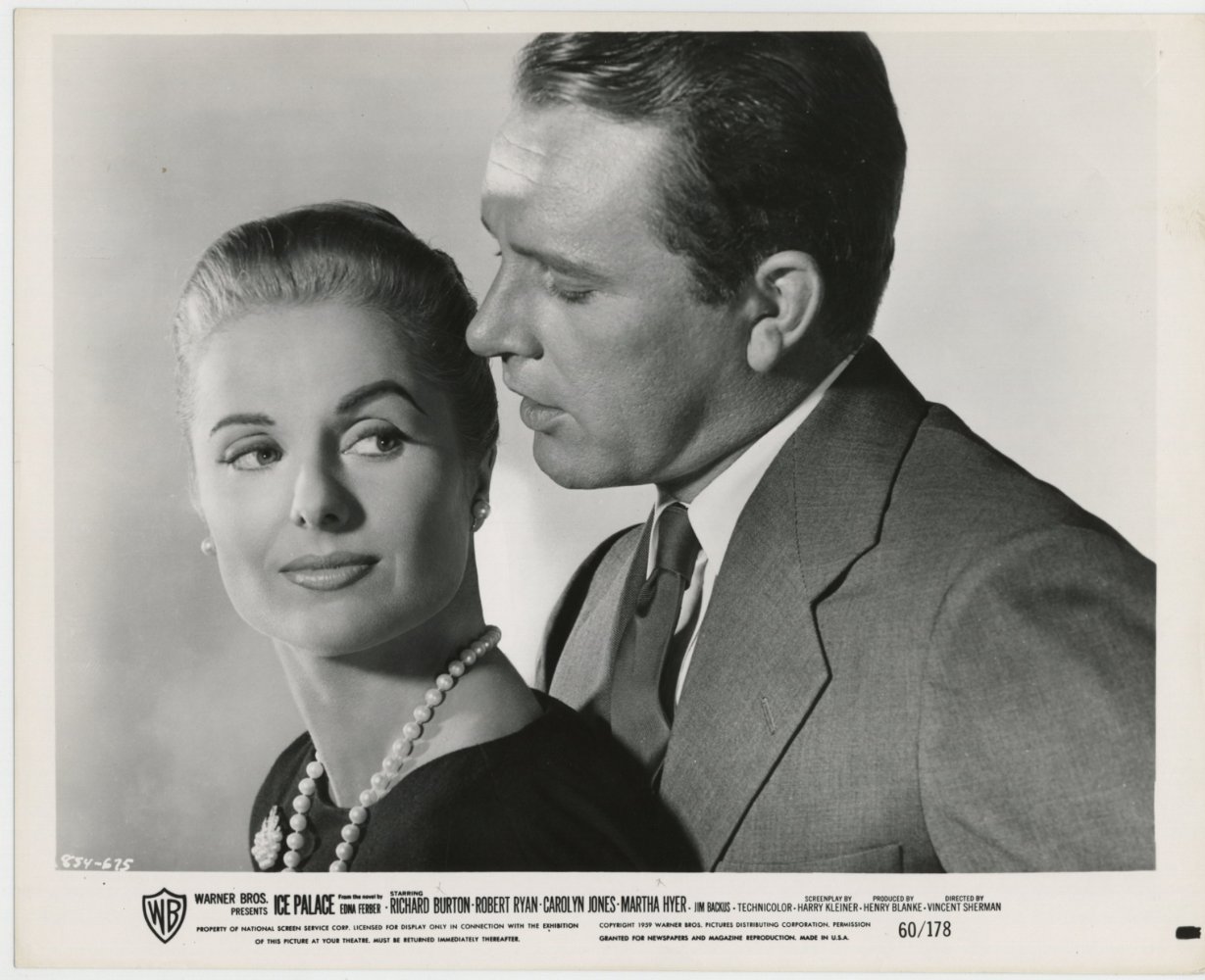 Actor`s page Martha Hyer, 10 August 1924, Fort Worth, Texas, USA! - Tornado Movies