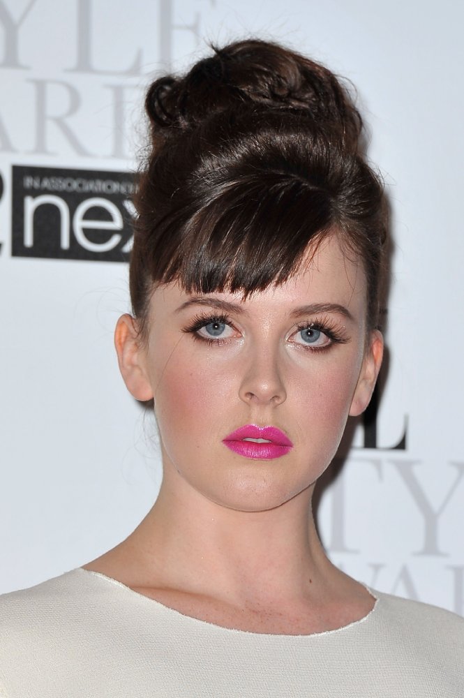 Alexandra Roach