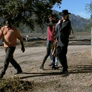 Quinn Mallory, Gareth Carr