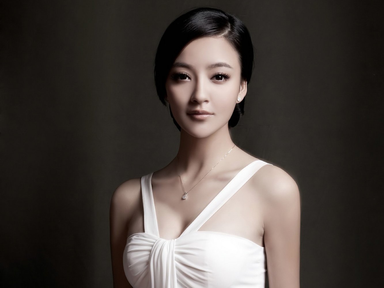 Yuxin Liu