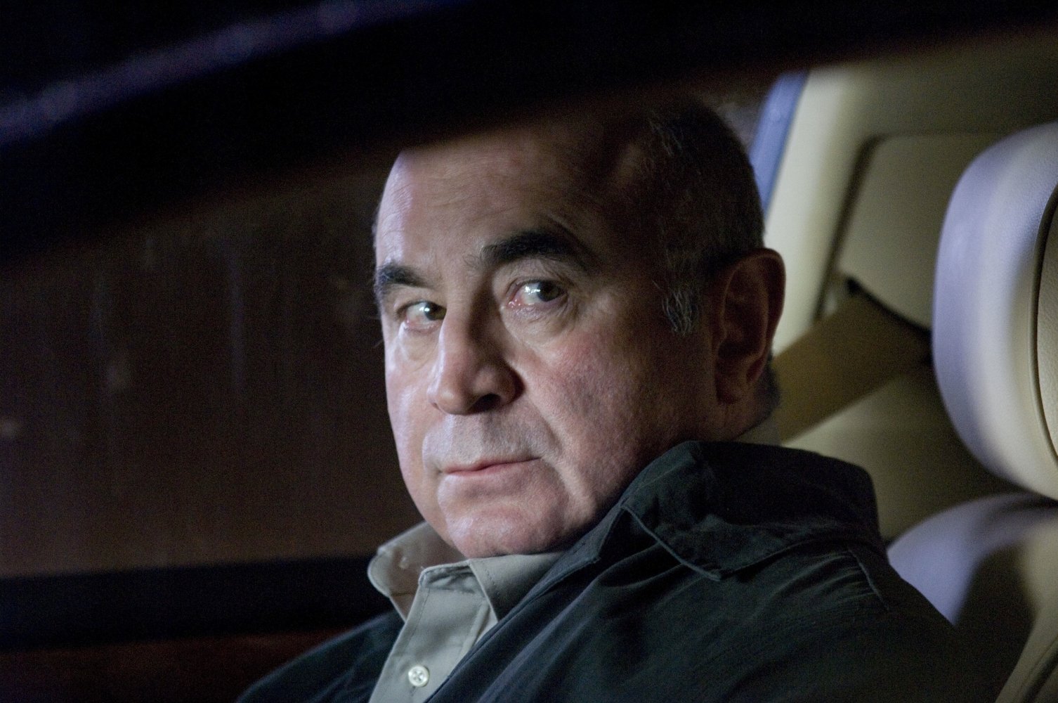 Bob Hoskins