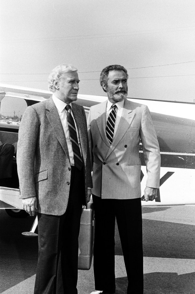 Edward Mulhare