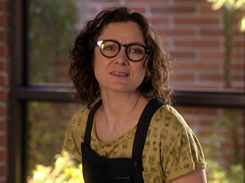 Sara Gilbert