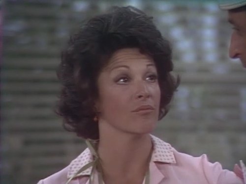 Linda Lavin